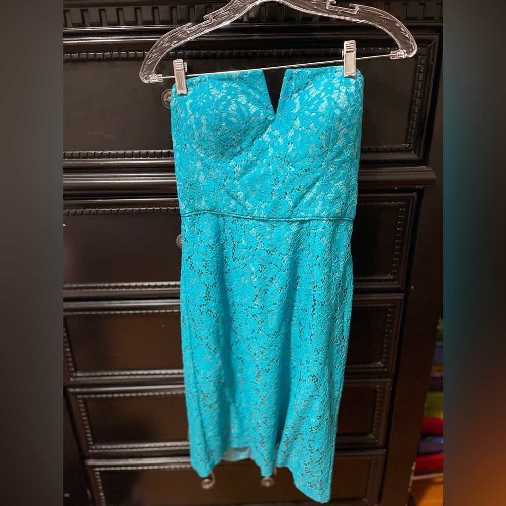 Donna Morgan Green Lace Dress
